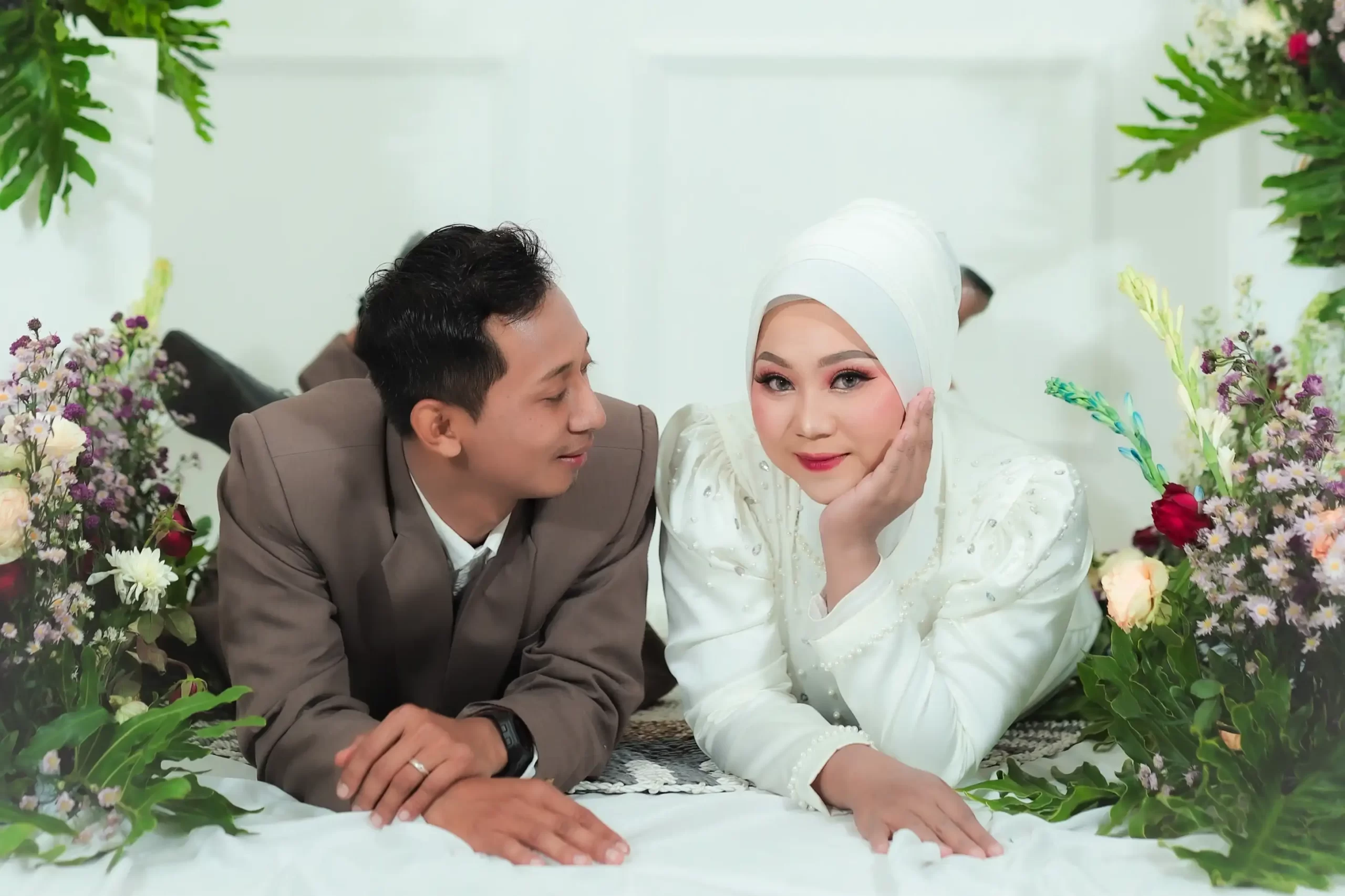 The Wedding of Liya & Ayim - besokakad.id_3