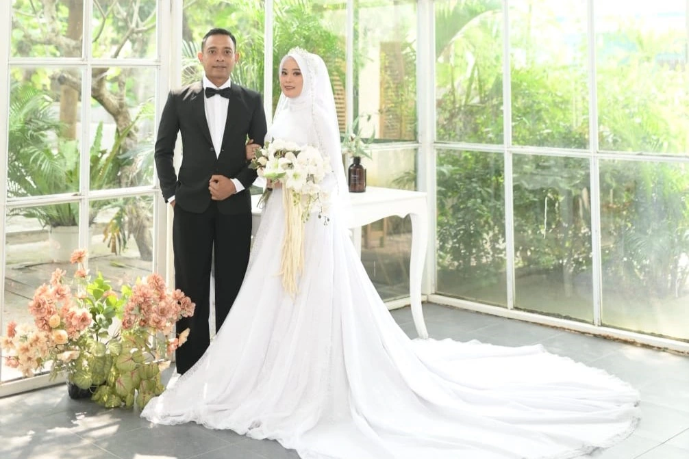 The Wedding Of Didik & Silvia - Besokakad.Id