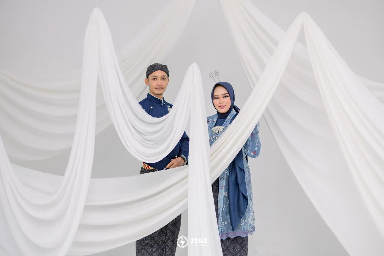 The Wedding Of Dini & Ian - Besokakad.Id_13