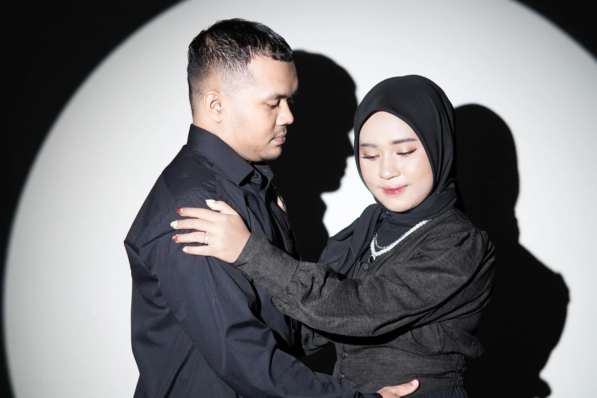 The Wedding Of Tia & Awen - Besokakad.Id