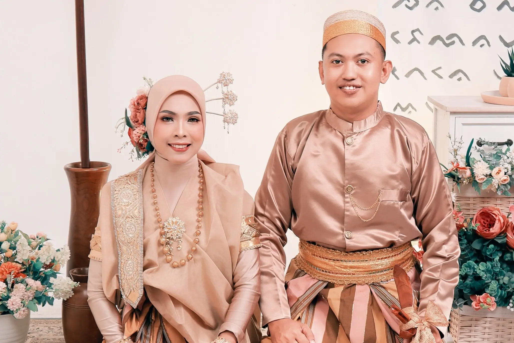 The Wedding Of Khairah & Asman - besokakad.id_2